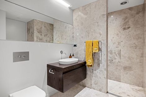 Photo of property in 2/415 Oceanbeach Road, Mount Maunganui, 3116