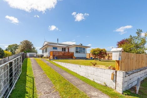 Photo of property in 18 Edward Street, Tokoroa, 3420