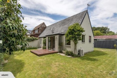 Photo of property in 77b Abberley Crescent, St Albans, Christchurch, 8014