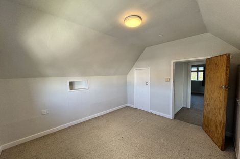 Photo of property in 61 Endeavour Street, Lyall Bay, Wellington, 6022