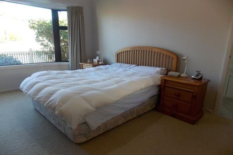 Photo of property in 10 Fernlea Avenue, Karori, Wellington, 6012