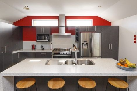 Photo of property in 16 Liberty Grove, Kelvin Grove, Palmerston North, 4414