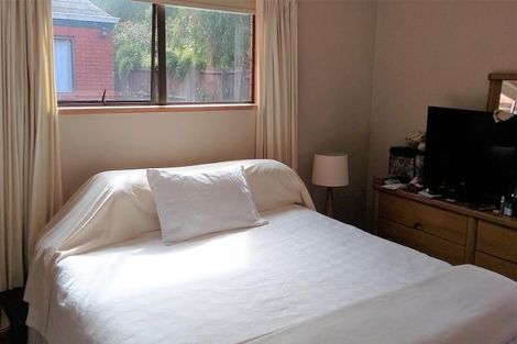 Photo of property in 22a Hamilton Avenue, Ilam, Christchurch, 8041