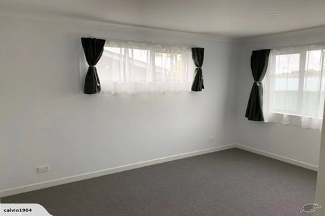 Photo of property in 127 Botany Road, Botany Downs, Auckland, 2010