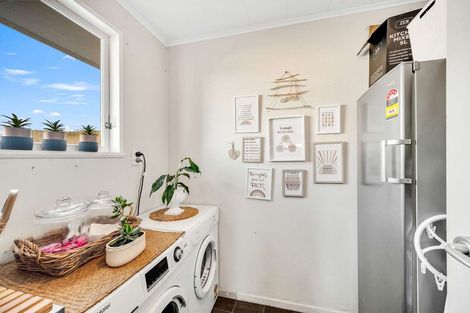 Photo of property in 1 D'arcy Place, Taradale, Napier, 4112