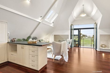 Photo of property in 78b Salamanca Road, Kelburn, Wellington, 6012