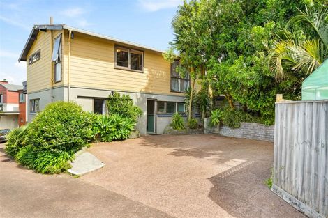 Photo of property in 10 Bluefin Way, West Harbour, Auckland, 0618