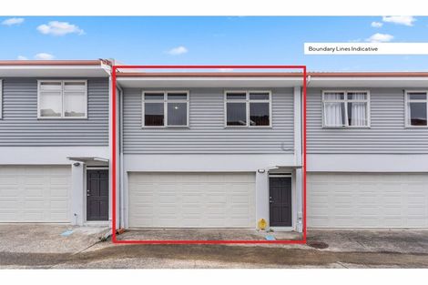 Photo of property in 4/126 Stancombe Road, Flat Bush, Auckland, 2016