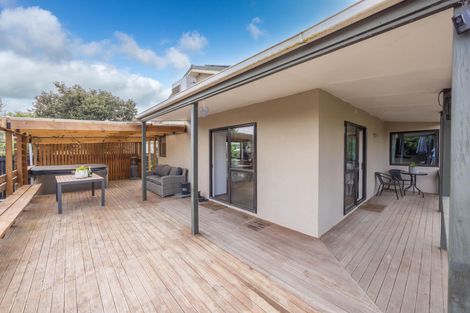 Photo of property in 5 Raleigh Avenue, Fairview Downs, Hamilton, 3214