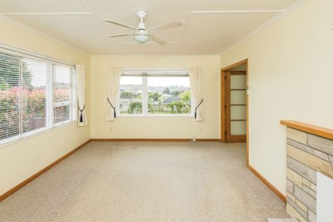 Photo of property in 11 Toi Street, Tawhero, Whanganui, 4501