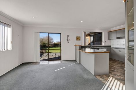 Photo of property in 14 Hamlet Street, Stratford, 4332