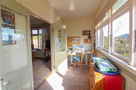 Photo of property in 11a Scotland Terrace, Green Island, Dunedin, 9018