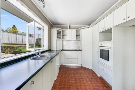 Photo of property in 14 Ross View Terrace, Dinsdale, Hamilton, 3204