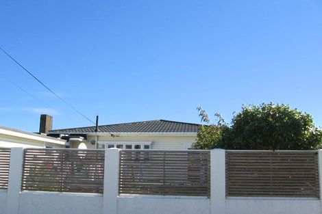 Photo of property in 8 Harbour Park Terrace, Khandallah, Wellington, 6035