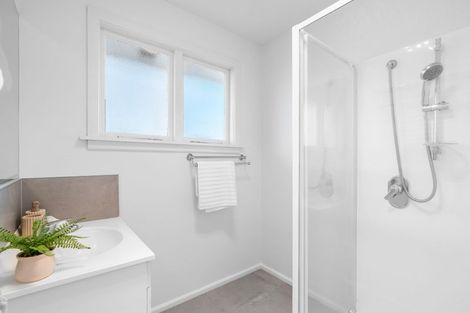 Photo of property in 53 Greendale Avenue, Avonhead, Christchurch, 8042