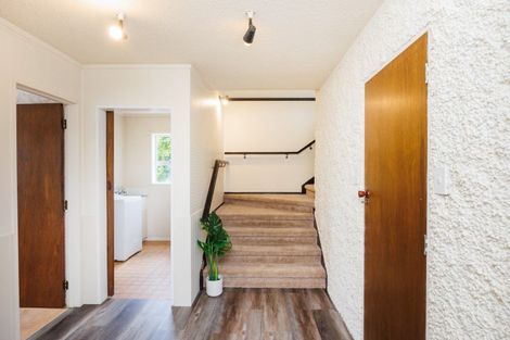 Photo of property in 27a Redwood Grove, Hokowhitu, Palmerston North, 4410