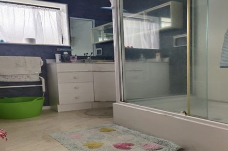 Photo of property in 2/11 Macleans Road, Bucklands Beach, Auckland, 2014