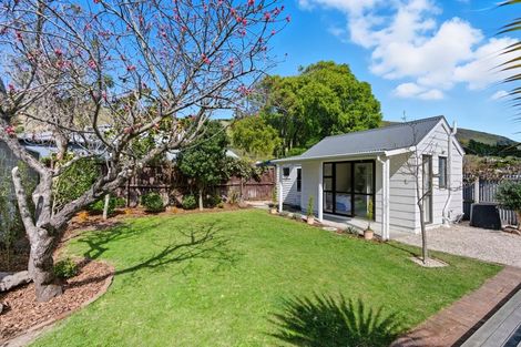 Photo of property in 37 Menzies Street, Sumner, Christchurch, 8081