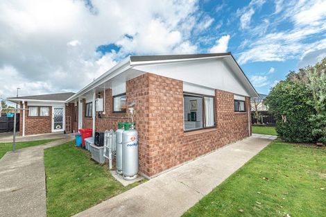 Photo of property in 3 Warwick Place, Springvale, Whanganui, 4501
