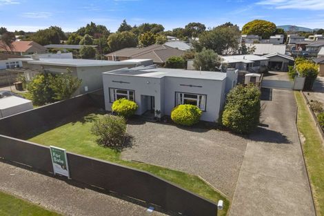 Photo of property in 323 Botanical Road, West End, Palmerston North, 4412