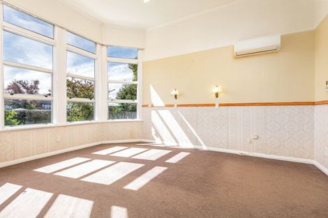 Photo of property in 1 Bryant Street, Takaro, Palmerston North, 4412