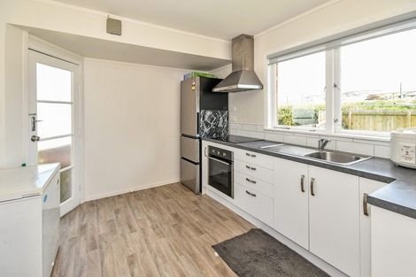 Photo of property in 9 Browns Road, Dunsandel, 7682