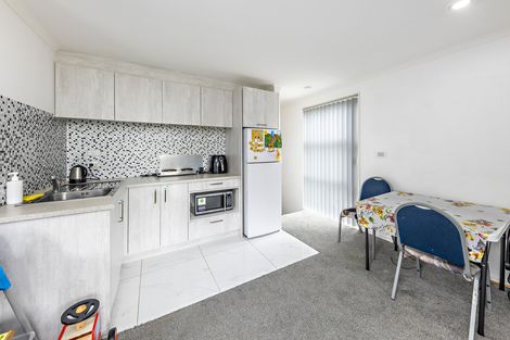 Photo of property in 37 Popokatea Drive, Takanini, 2112