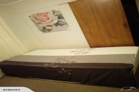 Photo of property in 35 Tauhinu Road, Greenhithe, Auckland, 0632