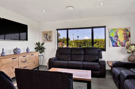 Photo of property in 114 Ackworth Road, Lepperton, New Plymouth, 4373