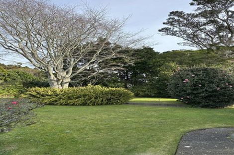 Photo of property in 306 South Road, Omata, New Plymouth, 4374