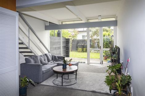 Photo of property in 3/43 Fendalton Road, Fendalton, Christchurch, 8014