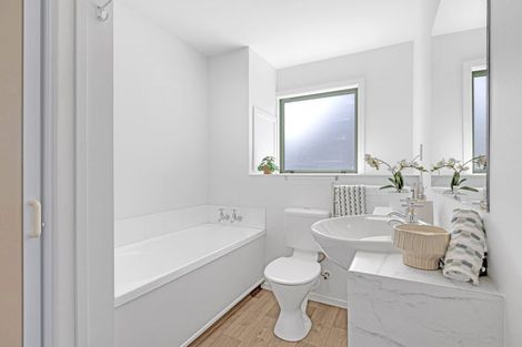 Photo of property in Hagley Mews, 4/454 Hagley Avenue, Christchurch Central, Christchurch, 8011