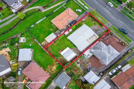 Photo of property in 16 Casuarina Road, Half Moon Bay, Auckland, 2012
