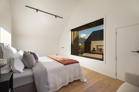 Photo of property in 7 Mckenzies Shute, Jacks Point, Queenstown, 9371