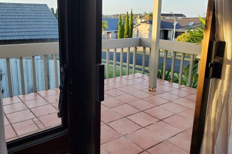 Photo of property in 34 Oliver Road, Eastern Beach, Auckland, 2012