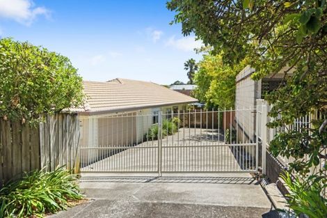 Photo of property in 2/67 Drake Street, Howick, Auckland, 2014