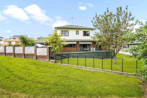 Photo of property in 11 Sunset Close, Western Heights, Hamilton, 3200