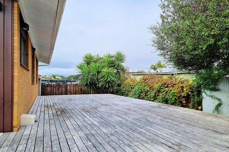 Photo of property in 9b Thorburn Avenue, Red Beach, 0932