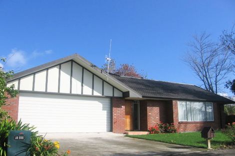 Photo of property in 11 Sutherland Crescent, Westbrook, Palmerston North, 4412