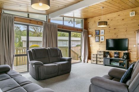 Photo of property in 6 Kensington Place, Richmond Heights, Taupo, 3330
