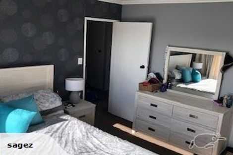 Photo of property in 2/49 Ashdown Place, Pahurehure, Papakura, 2113