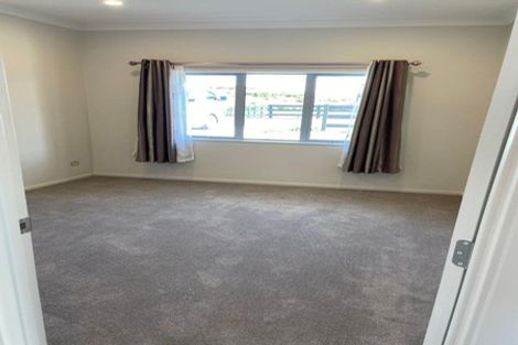 Photo of property in 9 Mclachlan Way, Pokeno, 2471