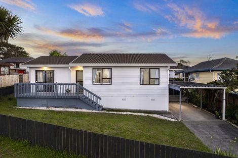 Photo of property in 1/71 Luanda Drive, Ranui, Auckland, 0612