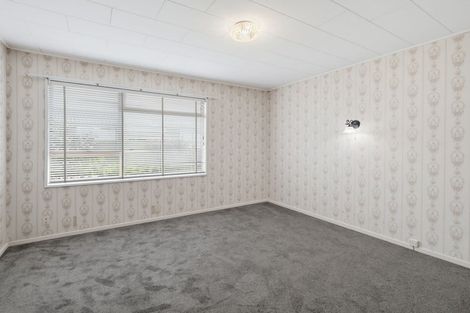 Photo of property in 2/508 Saint Aubyn, Hastings, 4122