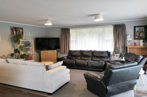 Photo of property in 27 Ngahere Street, Stokes Valley, Lower Hutt, 5019