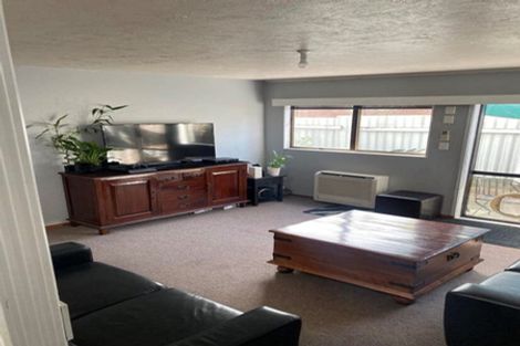 Photo of property in 4/702 Grays Road, Mahora, Hastings, 4120