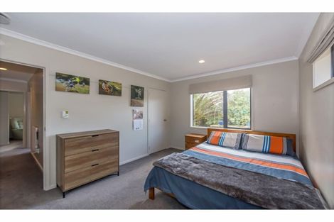 Photo of property in 98 Greenhithe Road, Greenhithe, Auckland, 0632