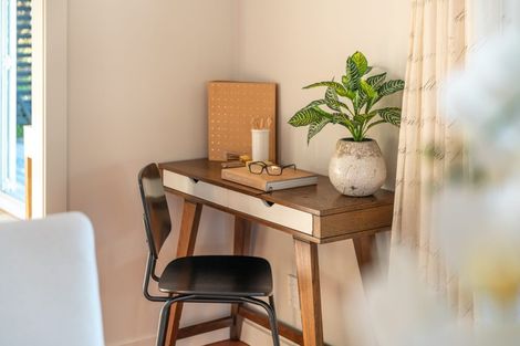 Photo of property in 36 Aperahama Street, Paekakariki, 5034