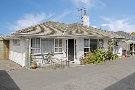 Photo of property in 5/990 Colombo Street, St Albans, Christchurch, 8014