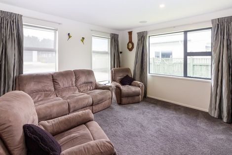 Photo of property in 21 Sandown Avenue, Himatangi Beach, Foxton, 4891